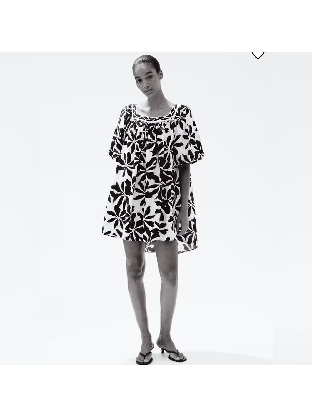 BALLOON-SLEEVED TUNIC DRESS